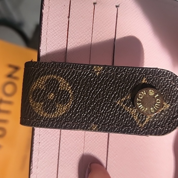 EUC Rare Louis Vuitton Wallet/Cardholder Monogram and Pink - Picture 6 of 12